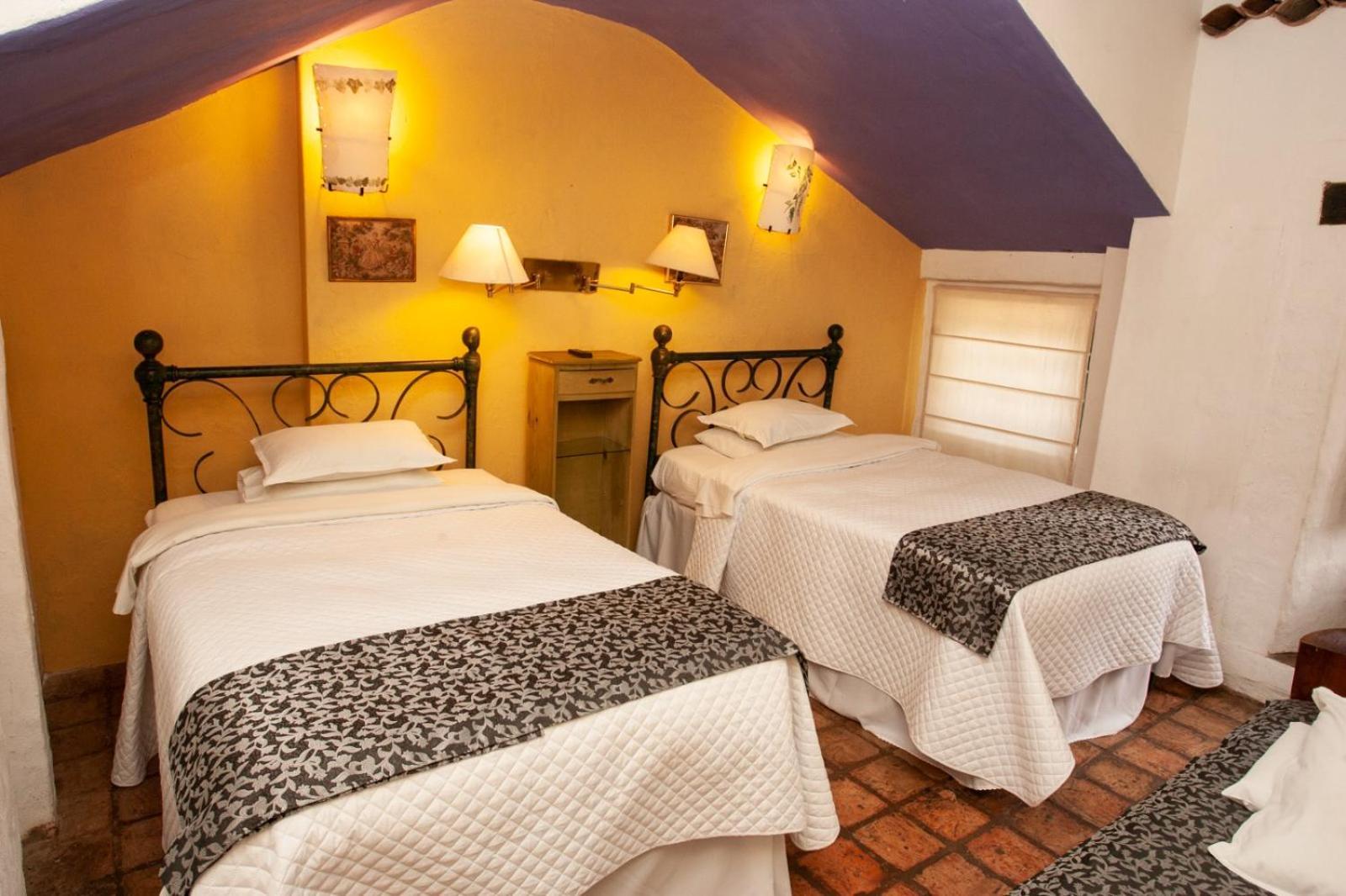 Hotel La Posada De San Antonio Вилья-де-Лейва Экстерьер фото