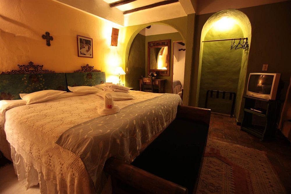 Hotel La Posada De San Antonio Вилья-де-Лейва Экстерьер фото